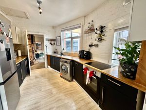 Photo 9- click for photo gallery